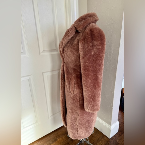 Avec Les Filles Oversized Collar Faux Fur Midi Coat in a rose/blush pink color. - Picture 2 of 5